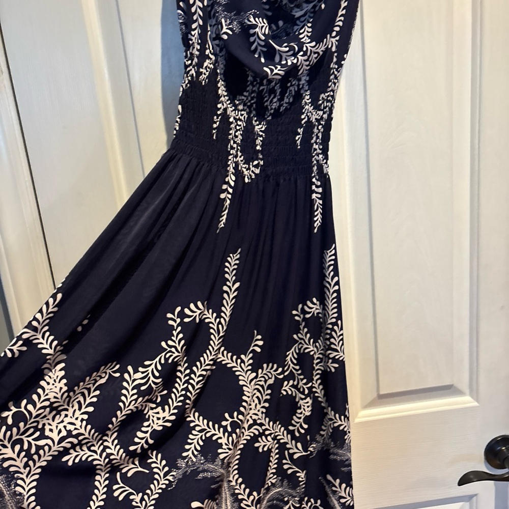 Source Unknown Navy And White Patterned Maxi Dress - image 3
